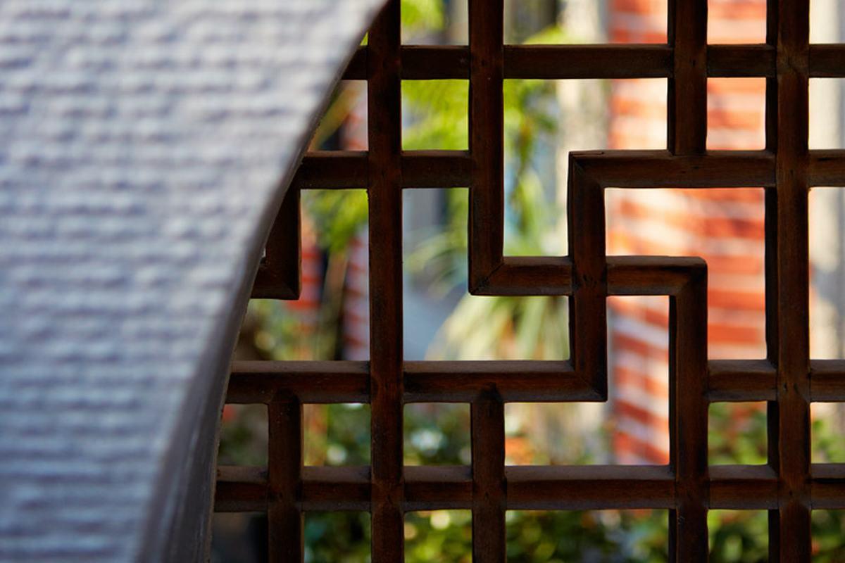Le Meridien פוטראג'איה מראה חיצוני תמונה A Chinese window