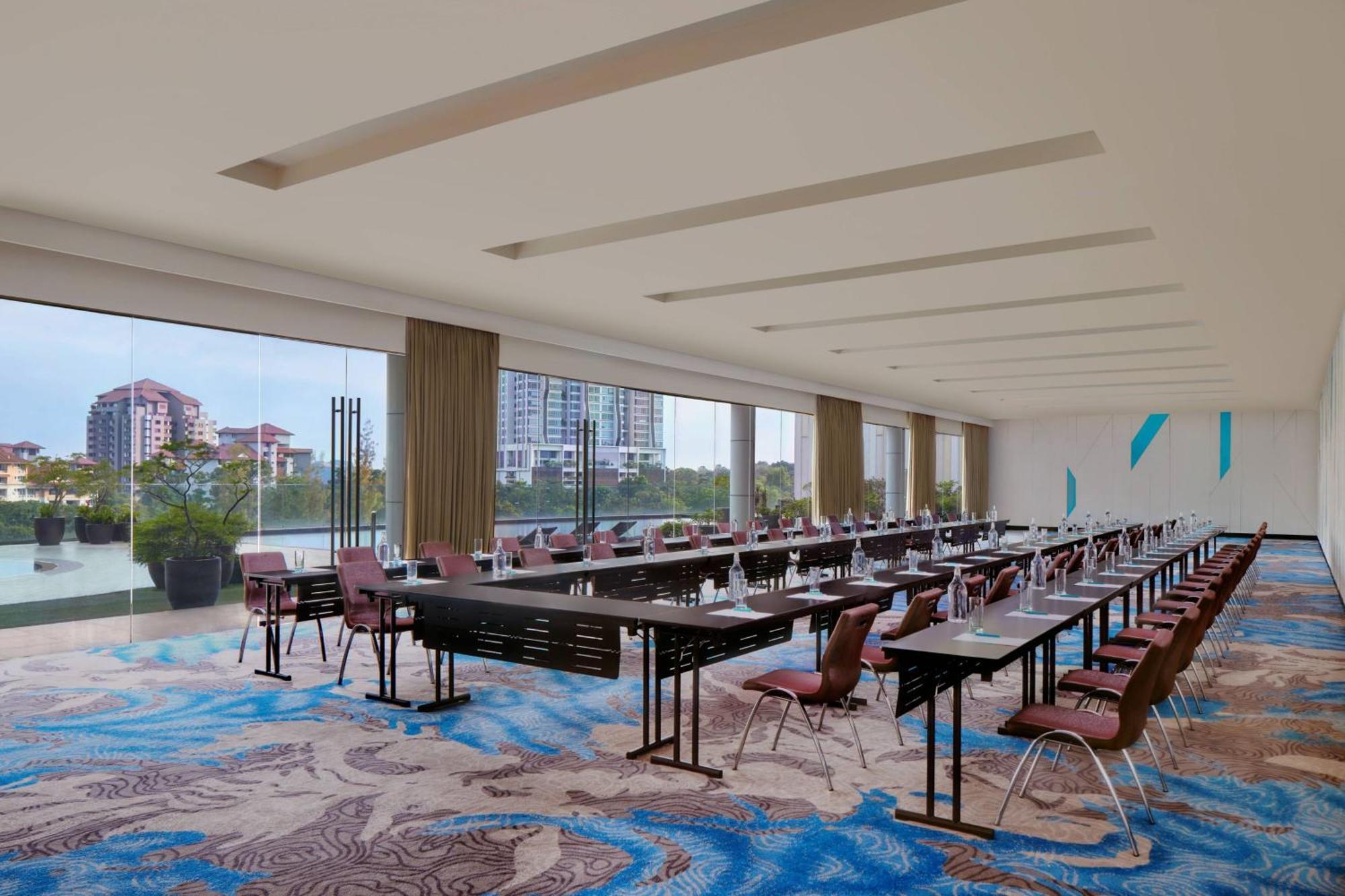 Le Meridien פוטראג'איה מראה חיצוני תמונה Meeting room